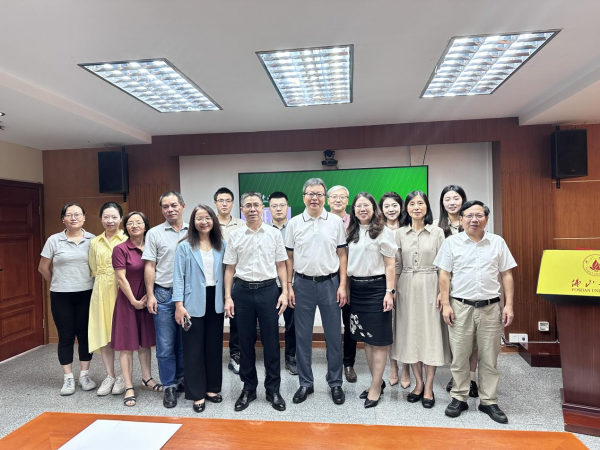 香港嶺南大學(xué)商學(xué)院與佛山大學(xué)經(jīng)貿(mào)學(xué)院開展合作交流座談會
